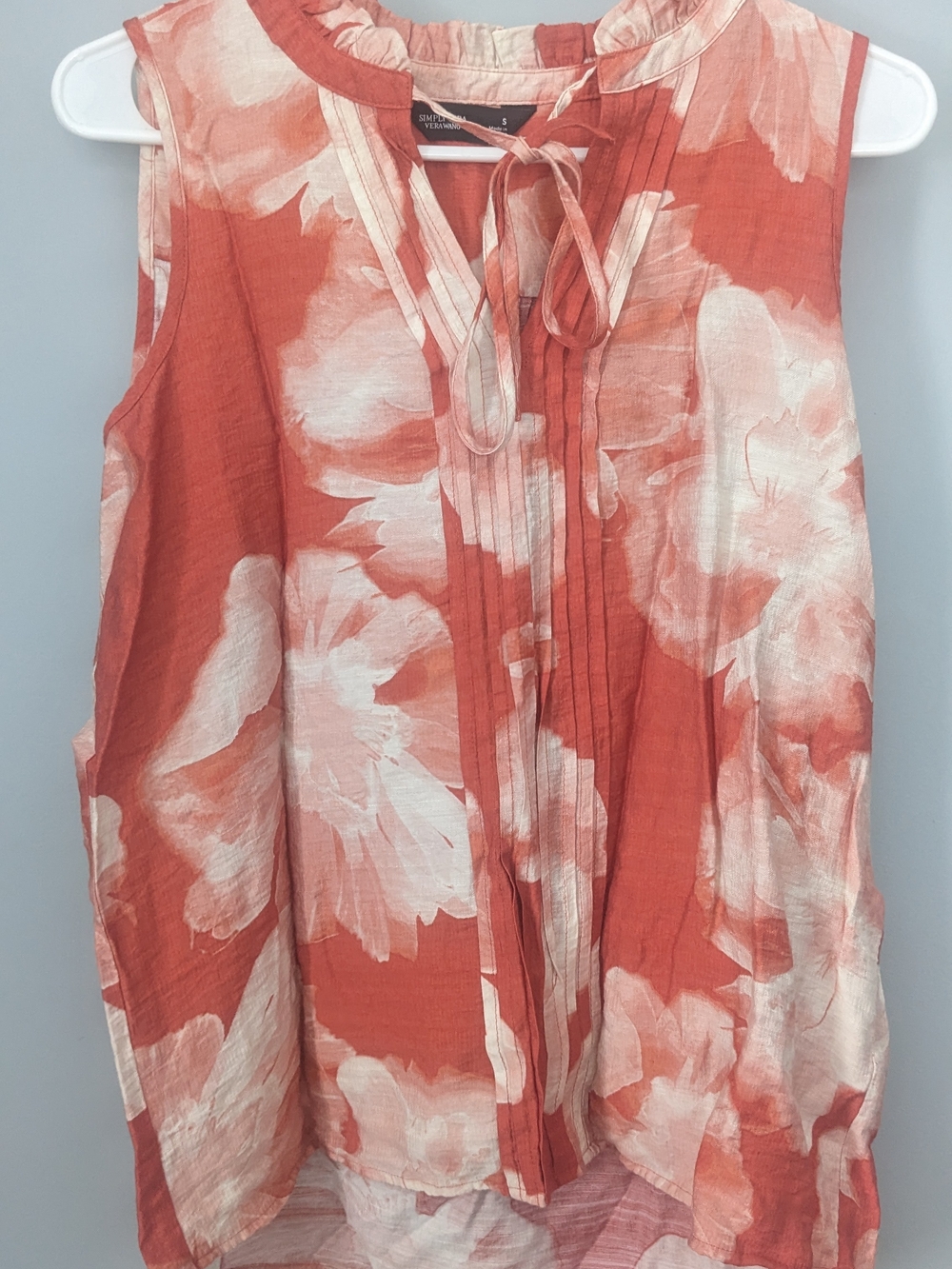 Simply Vera Vera Wang Coral and Cream Floral Tie-Neck Sleeveless Blouse S